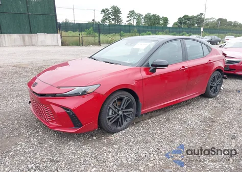 2025 Toyota Camry Xse z USA, uszkodzony, nr VIN 4T1DBADK4SU007747